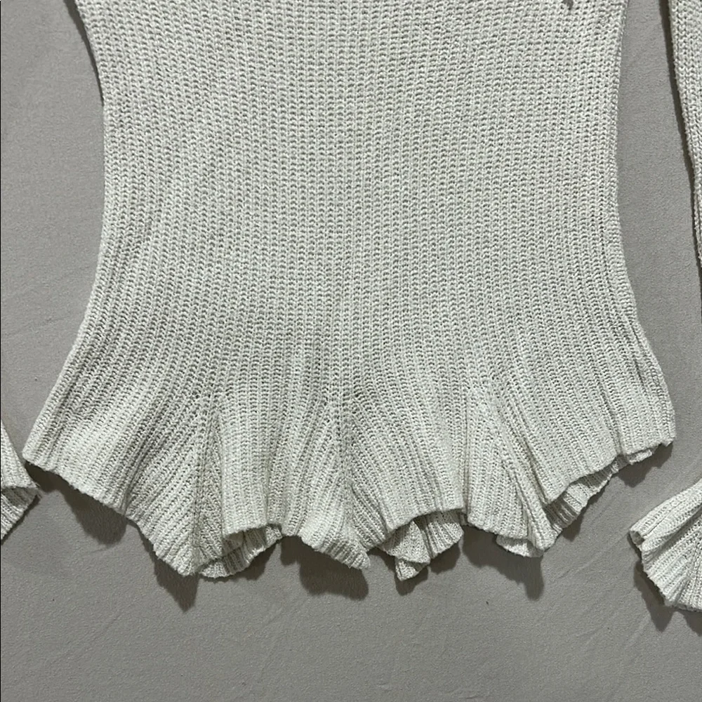 Elegant Cream Knit Cold Shoulder Top - Picture 3 of 3